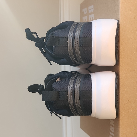 Veja Condor 2 Alveomesh Women's Sneakers - Picture 9 of 13